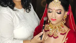 Dolls Beauty Care
