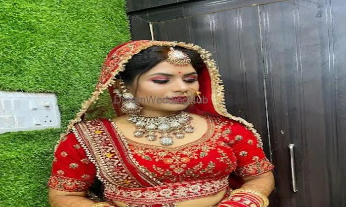 Drashti Beauty Parlour