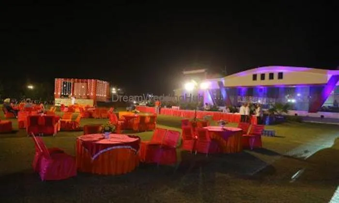 Dream Farm Palace