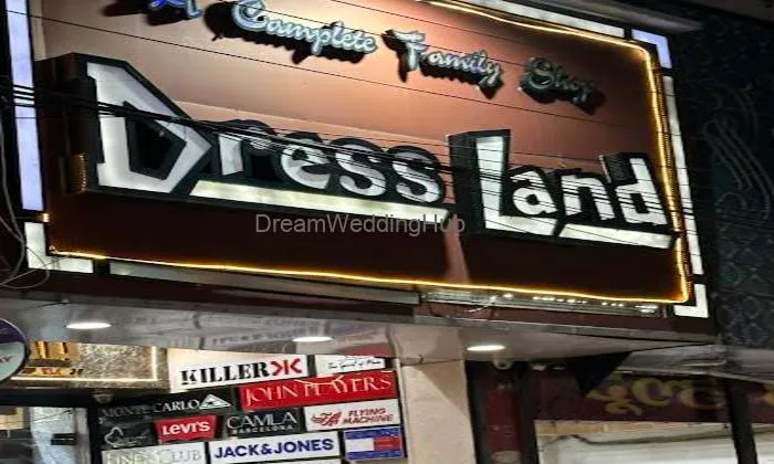 Dress Land