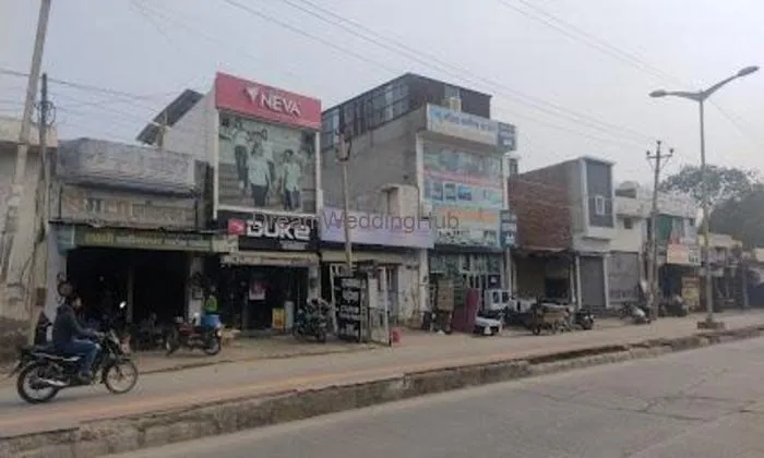 Duke Showroom