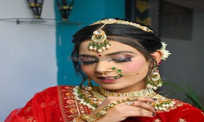 Dulhan Beauty Salon & Bridal Studio Dulhan Beauty Salon & Bridal Studio