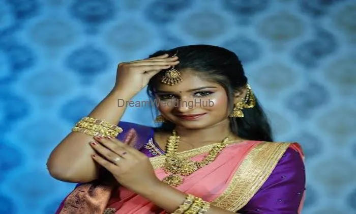 Durgamakeoverartist Beauty Salon & Bridal Studio & Academy Durgamakeoverartist Beauty Salon & Bridal Studio & Academy