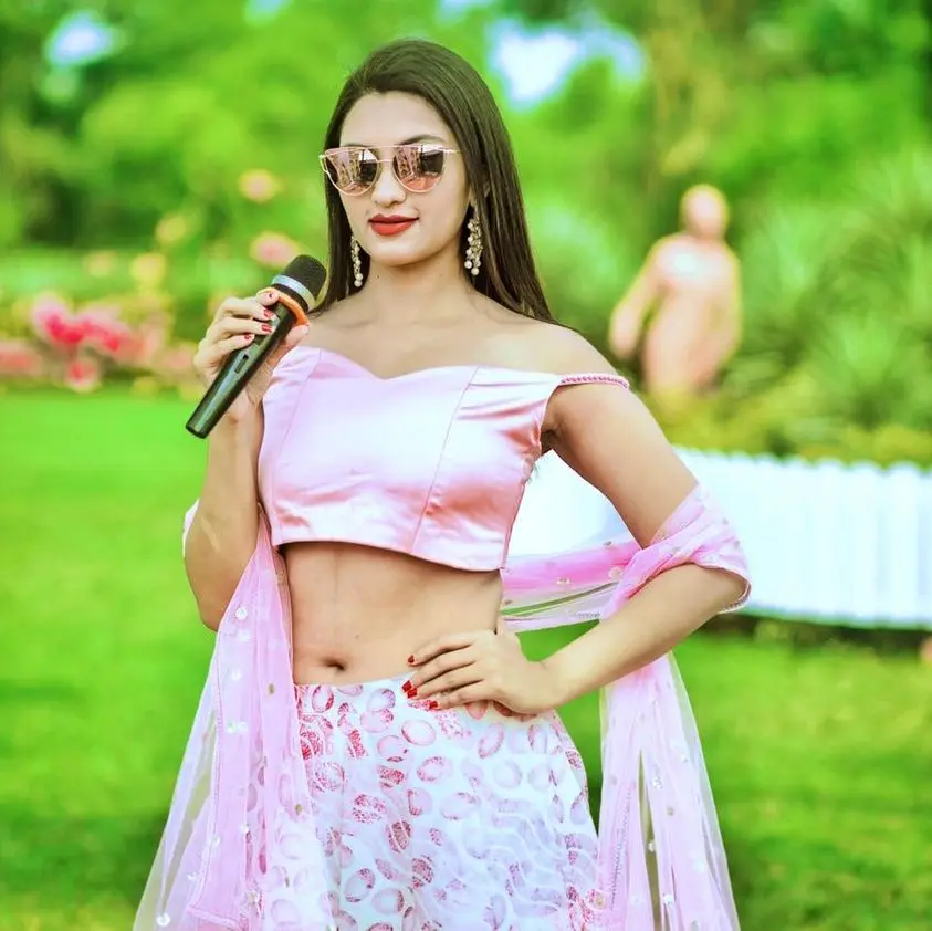 Emcee Kezaia Caldeira