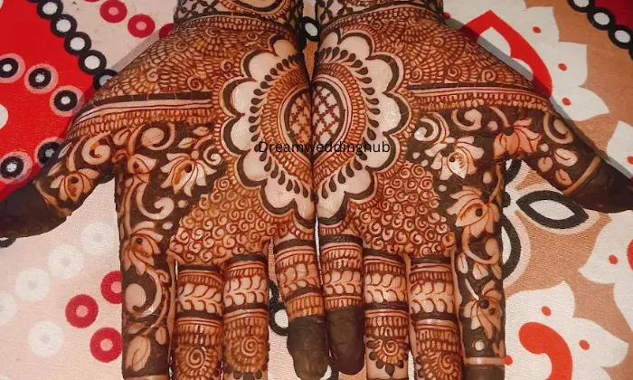 Etawah Mehndi Art By Anju Kushwaha