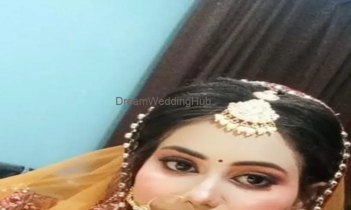 Fab Look Makeup Studio & Beauty Salon