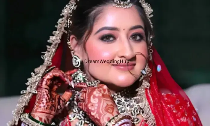 Fabulous Faces By Shweta