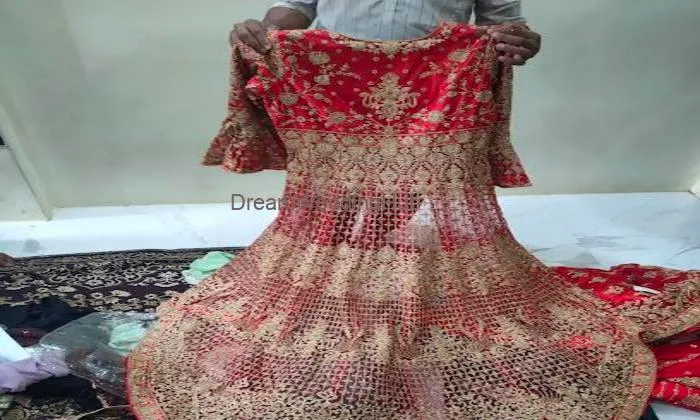 Falak Fashion