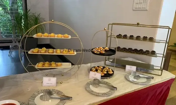 Famous  Caterers