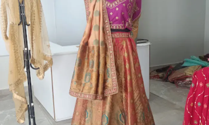 Fashion Factory Designer Botique