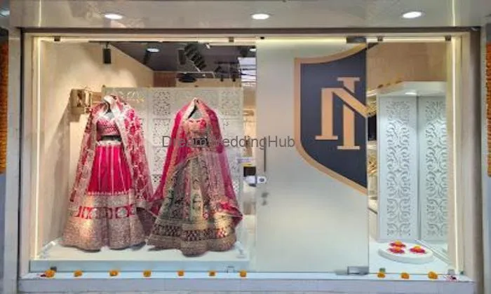 𝗛𝗶𝗴𝗵 𝗡𝗲𝗰𝗸 Fashion Studio -top Fashion Designer |wedding Dresses |designer Wear Dresses In Diwalipura Vadodara