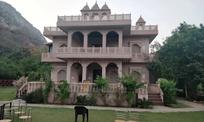 Fatehgarh Farm