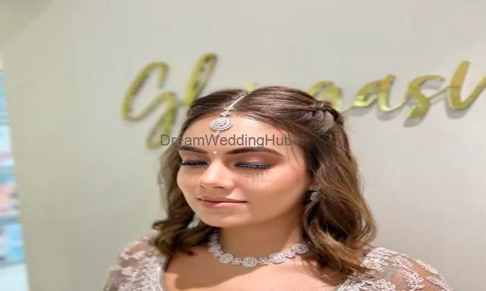 Femina Flaunt Studio Salon