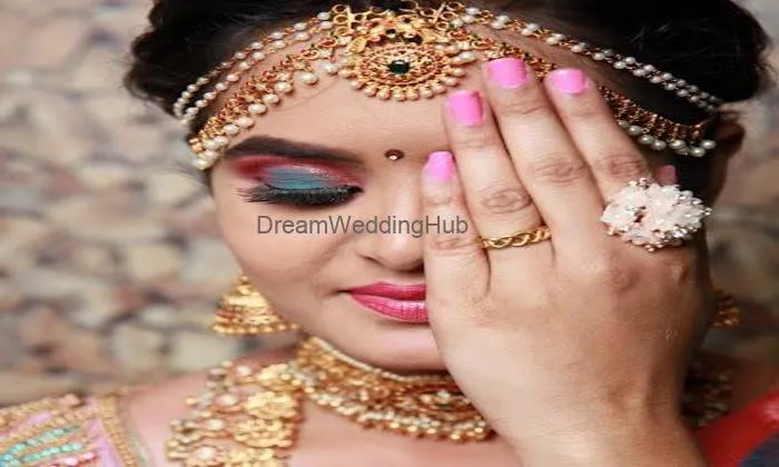 Femina's Fashion & Beauty Studio