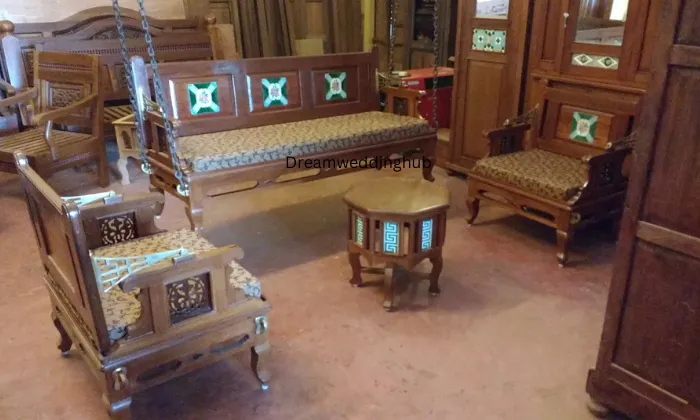 Fhamitha Old Furnitures