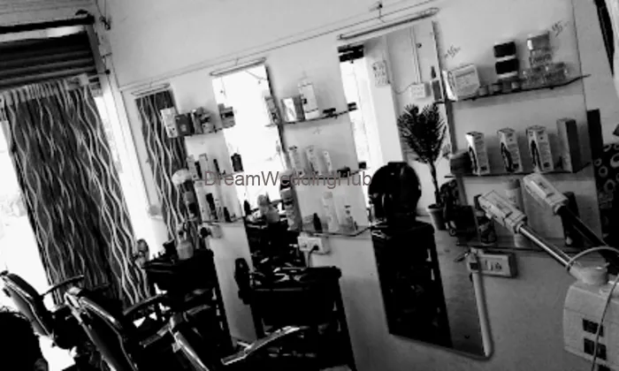 Flora Family Salon