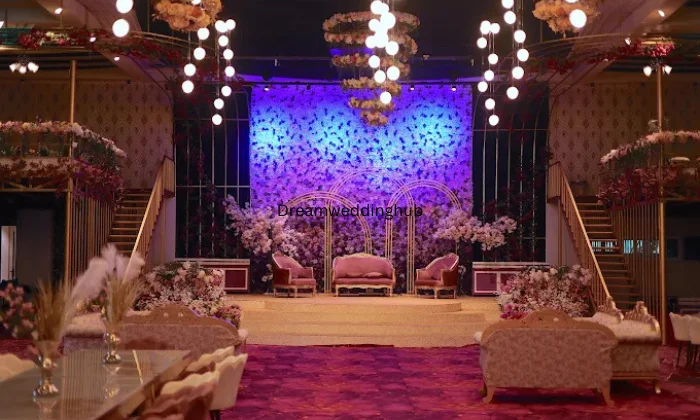 Flora Green Banquet