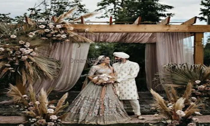 Flower Decoration For Wedding In Chandigarh - Shubhkaraj Flower Decorators