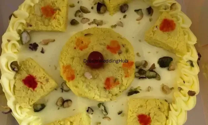 Fnp Cakes Shop In Mahmoorganj Road