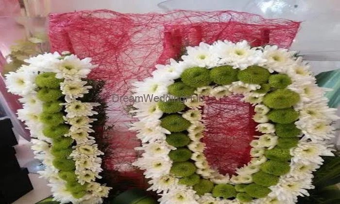 Fnp: Florist In Agra