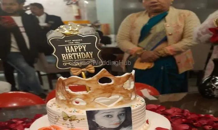 Fnp - Flowers, Cakes And Gift Hampers In Civil Lines, Bareilly