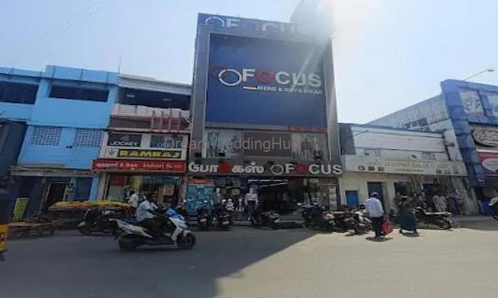 Focus Mens Wear | Mens Showroom In Triplicane | Men's Clothing Shop | Blazers