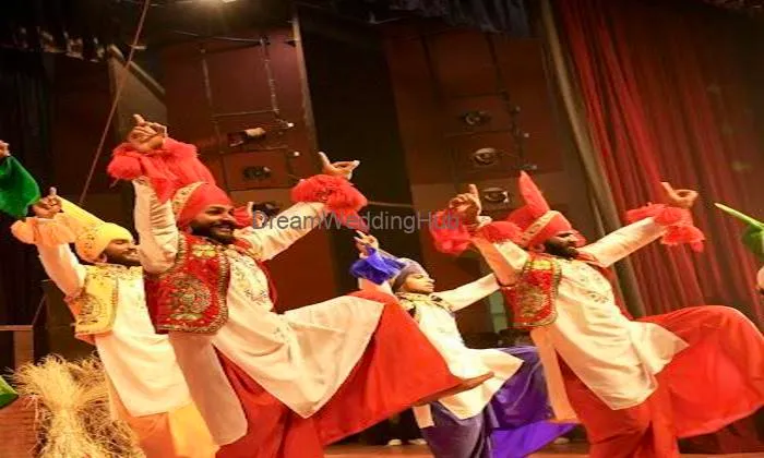 Folk touch bhangra academy