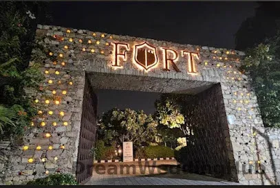 Fort - Kitchen And Banquet
