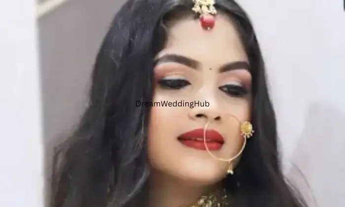 Freelancer Makeup Artist Anchal