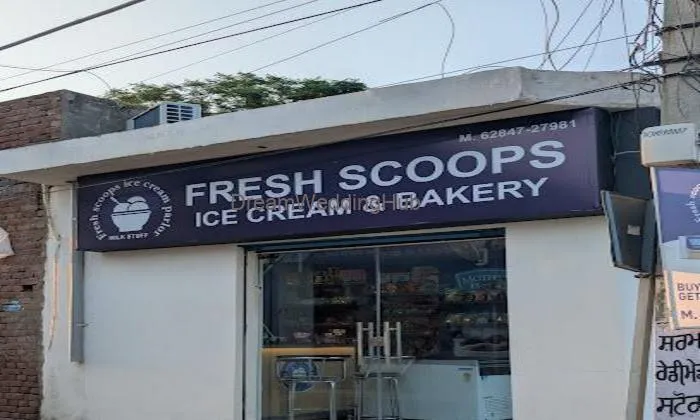 Fresh Scoops Ice & Bakery