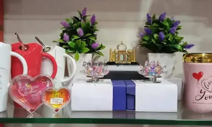 Friends Gifts