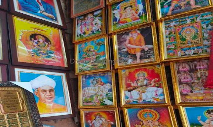 G M ASHRAF PHOTO FRAME MAKER