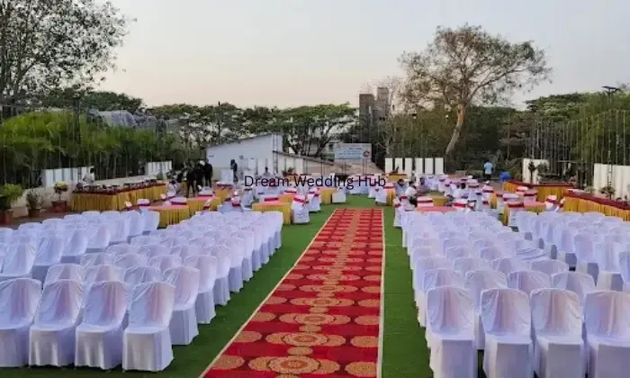 Ganadhish Lawns