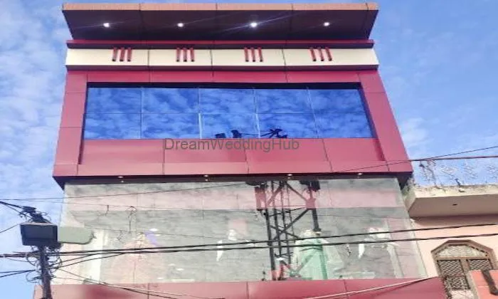 Ganga Cloth House & Saree Center(showroom)