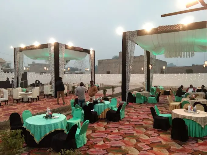 Garg Tent House