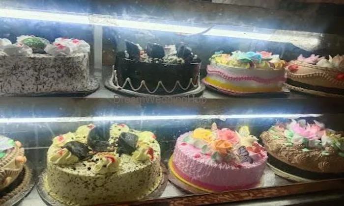 Gaurav Cake Point