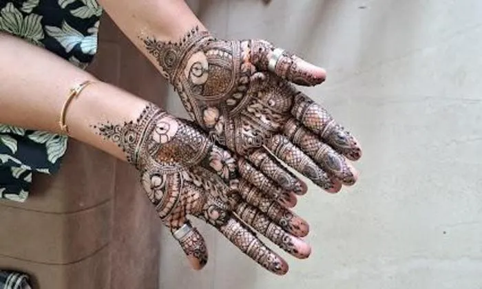 Gauri Mehendi Art
