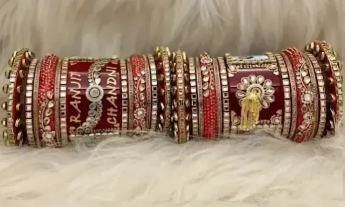 Gayatri Bangles
