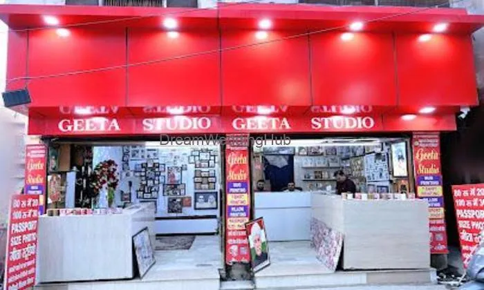 Geeta Color Lab