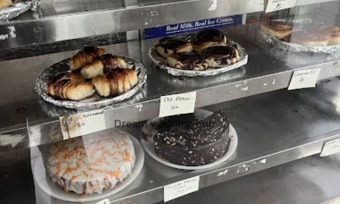 German Bakery Restaurant Barrestaurantsbakerybar In Mcleodganj