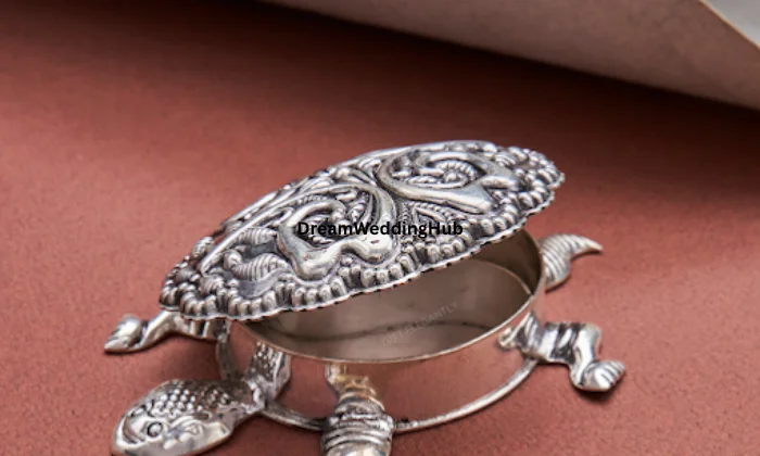 Gift Elegantly