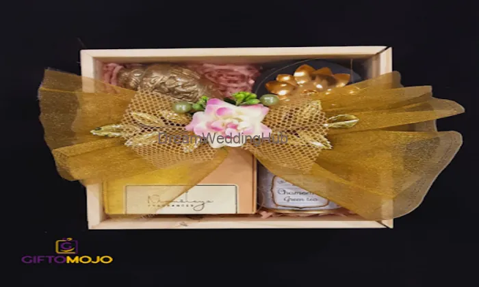 Giftomojo: Corporate & Return Gift Hampers