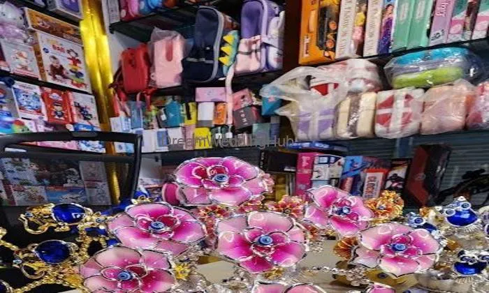 Gifts And Gadgets