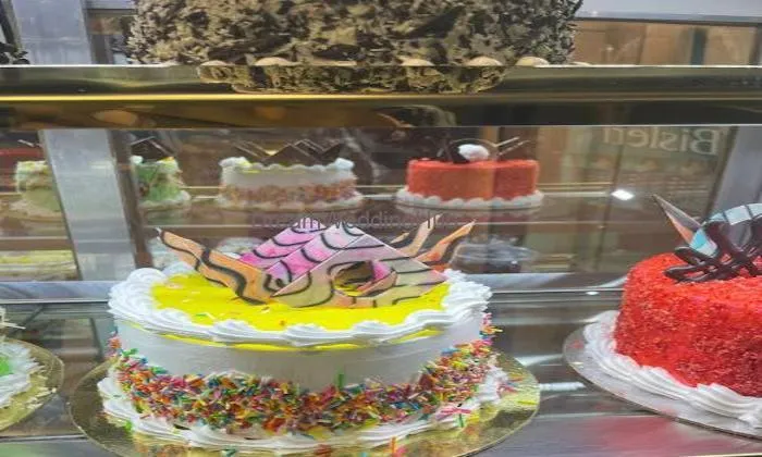 Giriraj Bakers
