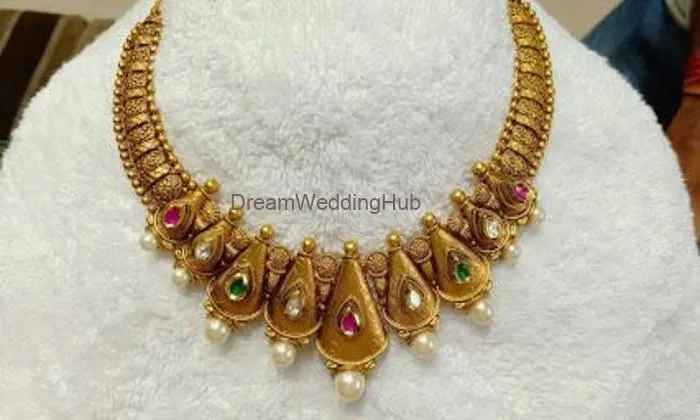 Giriraj Jewellers | Best Gold And Diamond Jewellery Showroom | Wedding And Bespoke Jewellery Rohtak