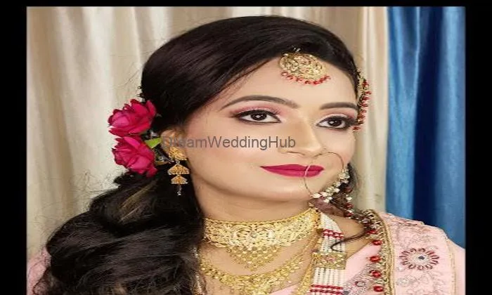 Glam Makeovers By Ismat Raza