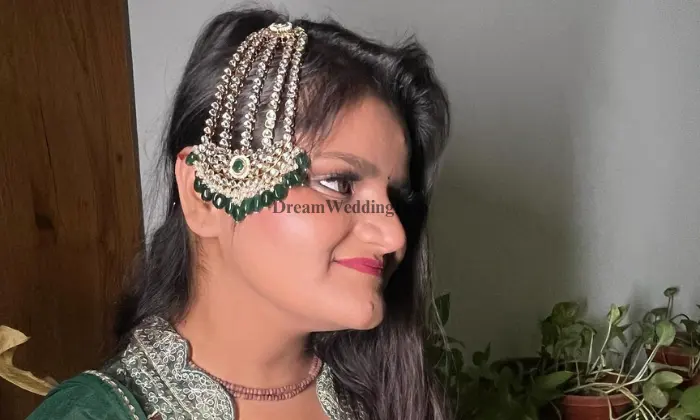 Glam Up With Ishika