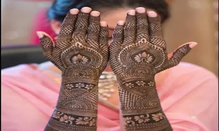 Glamour And Mehndi