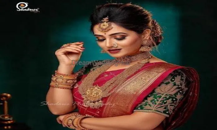 Glamour Touch Beauty Salon & Academy | Beauty Parlour | Bridal Makeup Artist In Satara