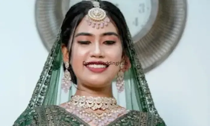 Glamqueen Makeover Narikkuni